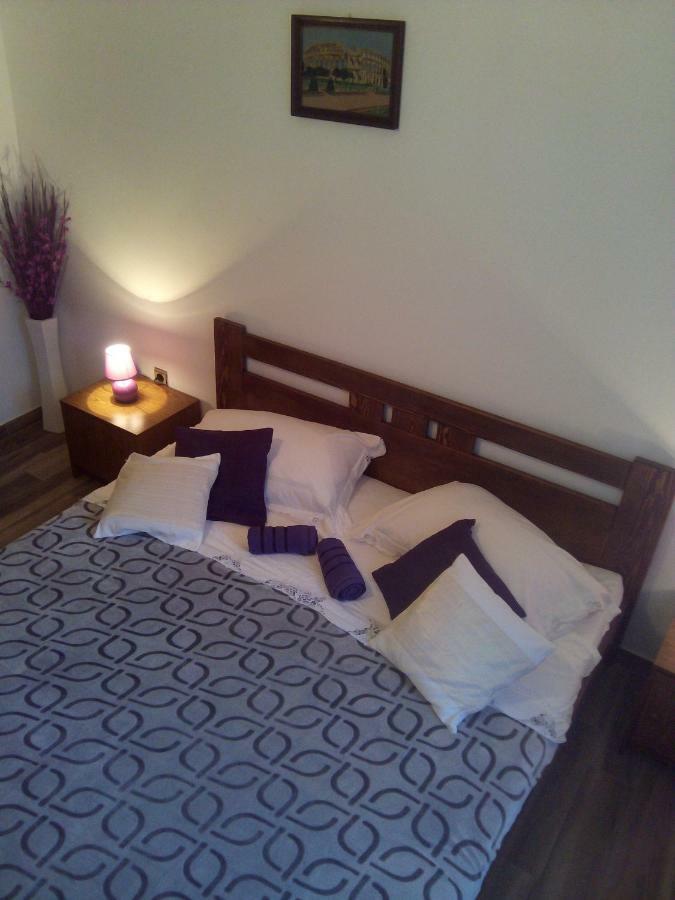 Apartment Artusi Pula Zewnętrze zdjęcie