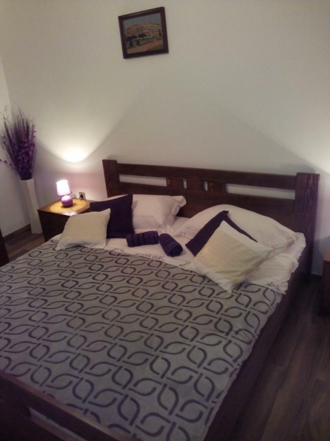 Apartment Artusi Pula Zewnętrze zdjęcie