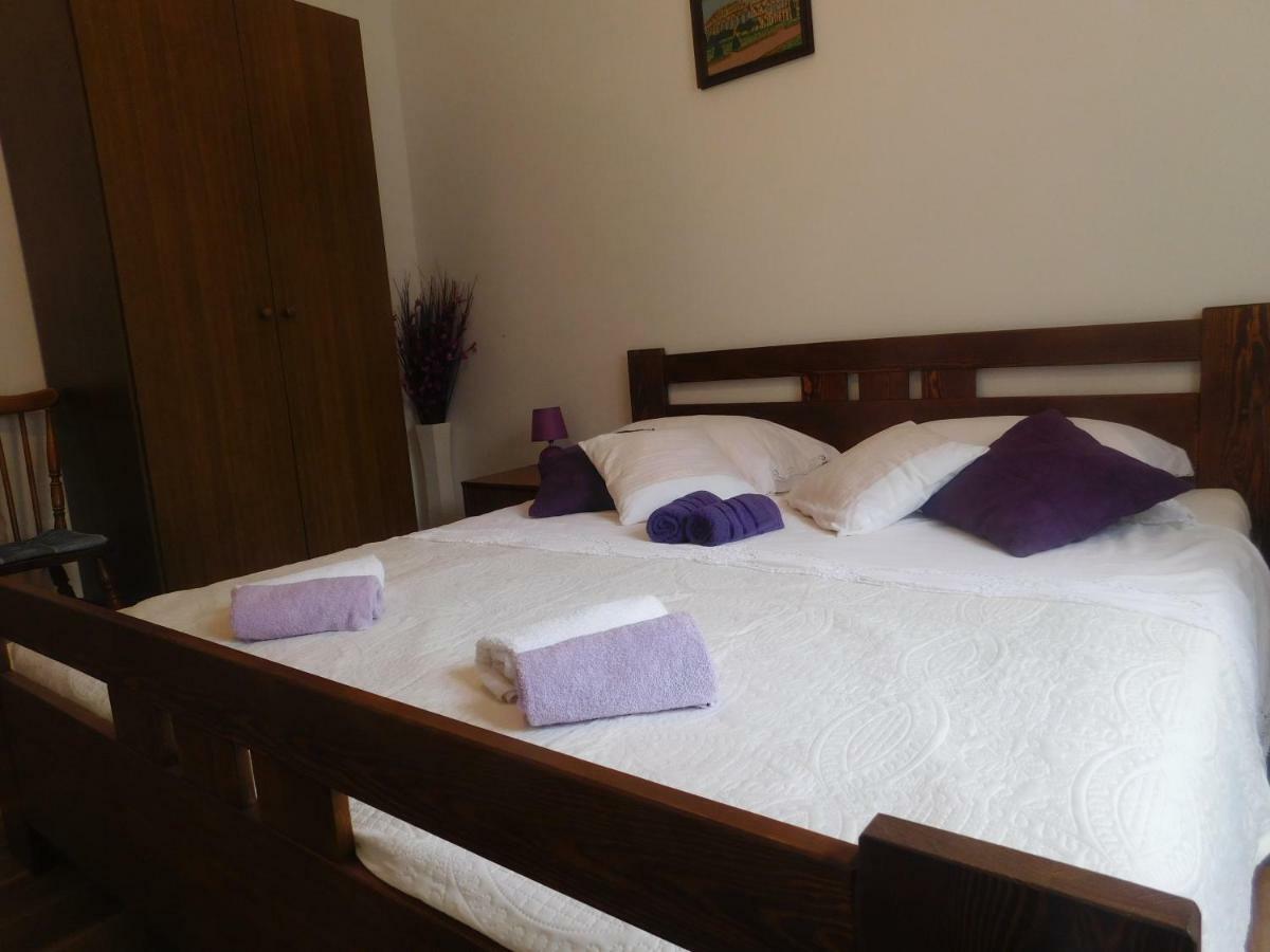 Apartment Artusi Pula Zewnętrze zdjęcie