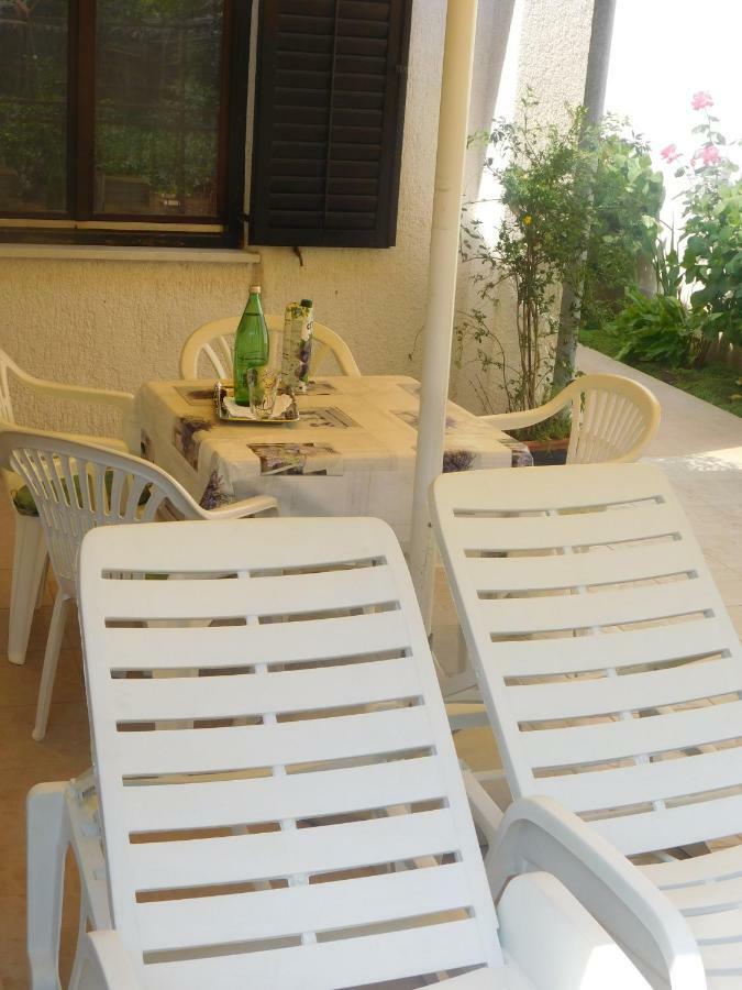 Apartment Artusi Pula Zewnętrze zdjęcie