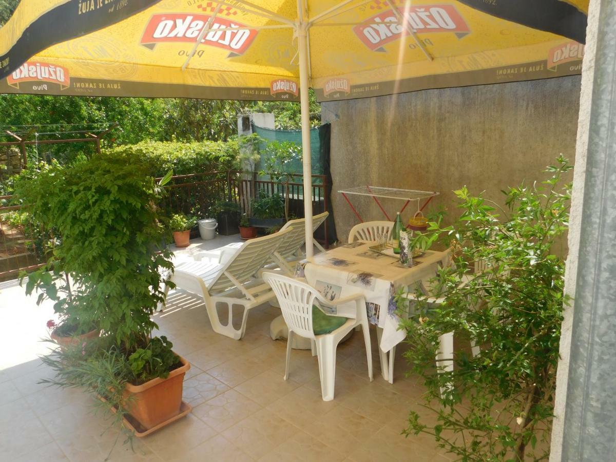 Apartment Artusi Pula Zewnętrze zdjęcie