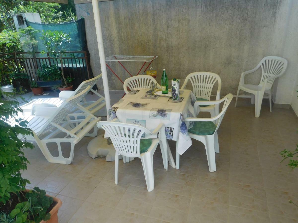 Apartment Artusi Pula Zewnętrze zdjęcie