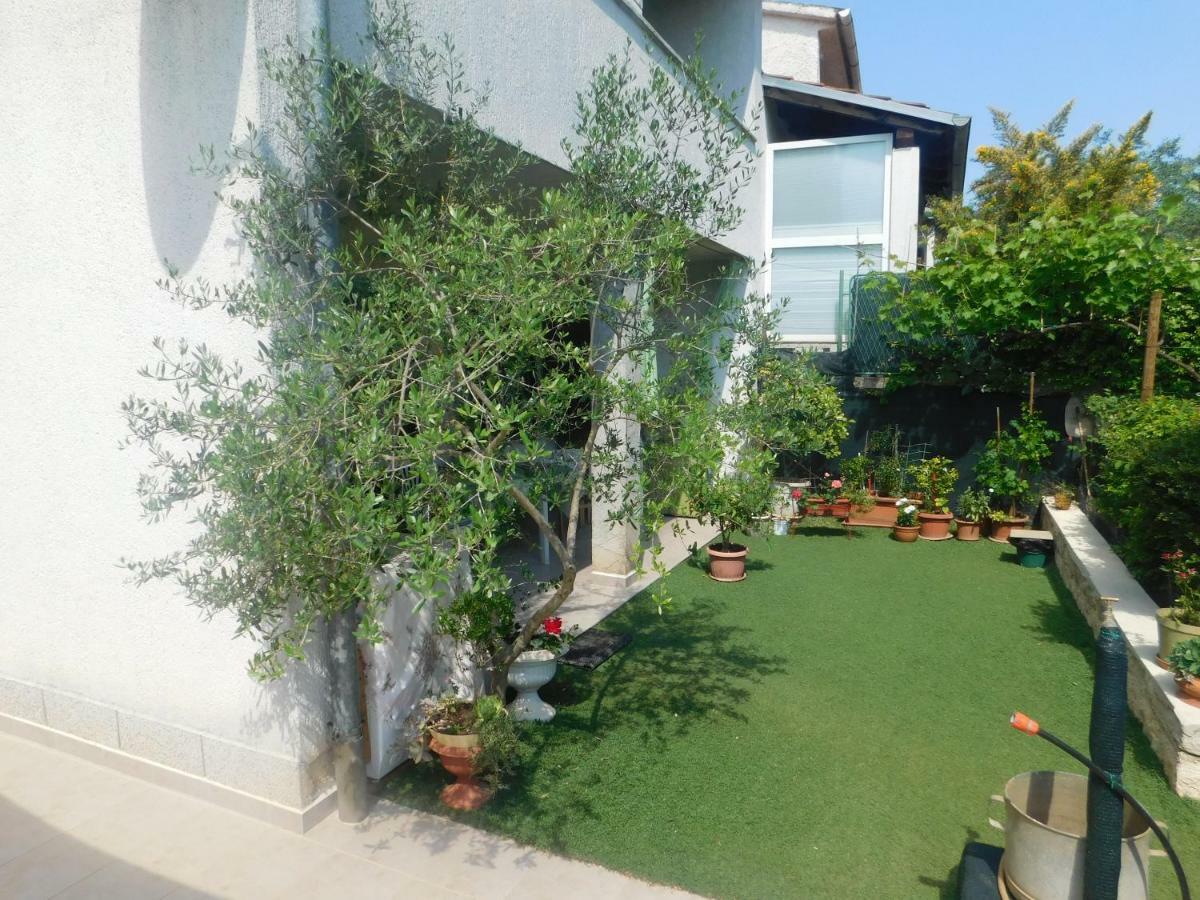 Apartment Artusi Pula Zewnętrze zdjęcie