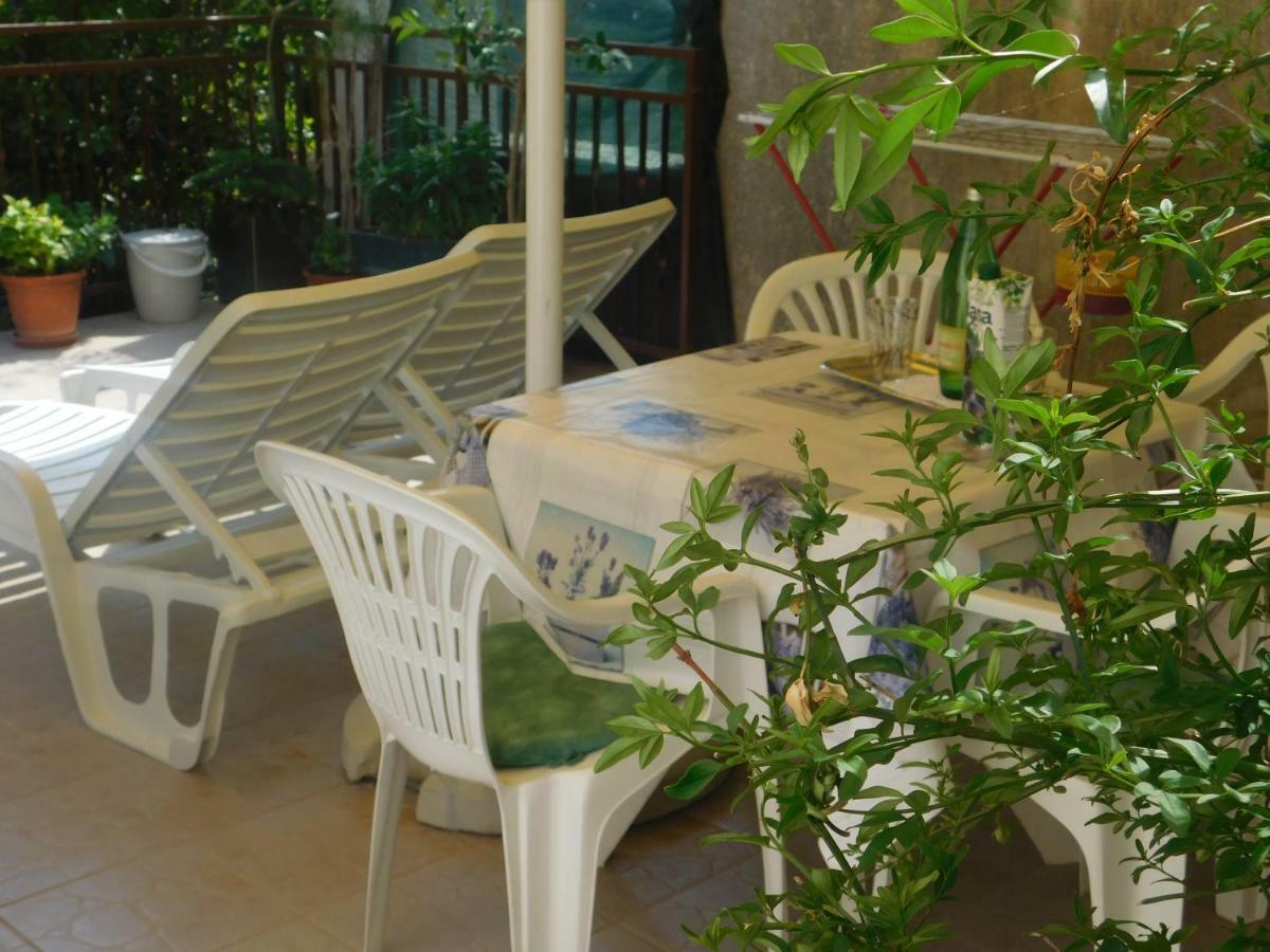 Apartment Artusi Pula Zewnętrze zdjęcie