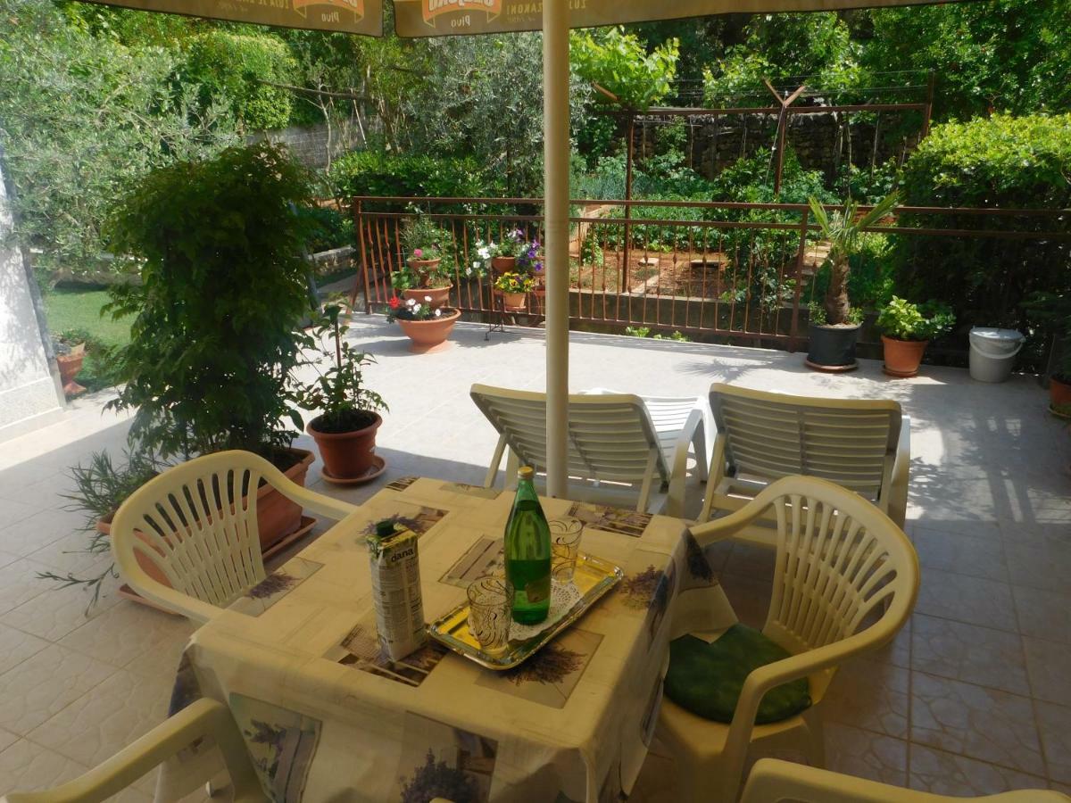 Apartment Artusi Pula Zewnętrze zdjęcie