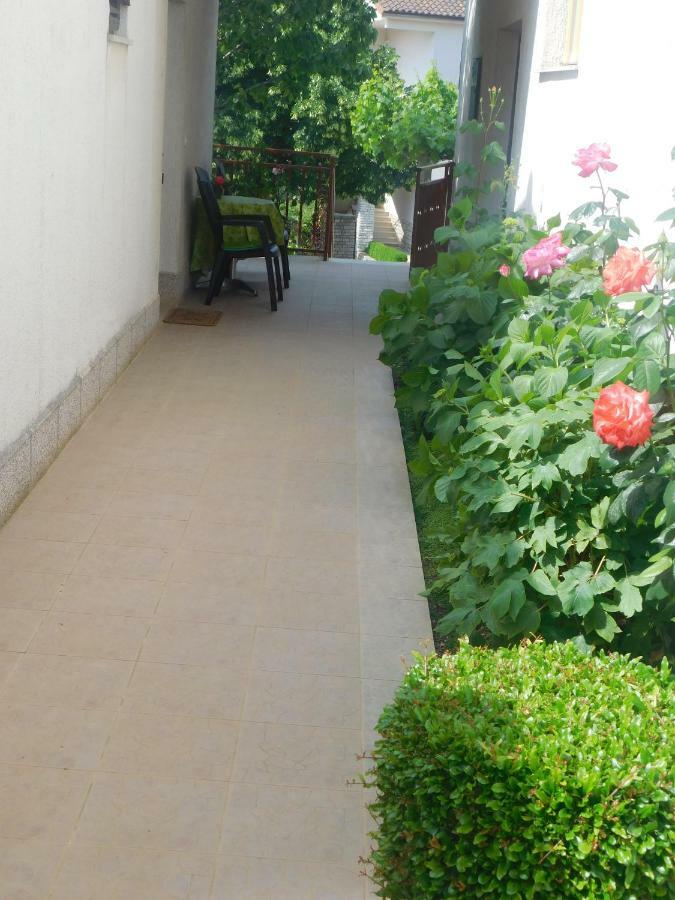Apartment Artusi Pula Zewnętrze zdjęcie